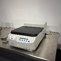 Eppendorf 5305 Concentrator Plus image 1